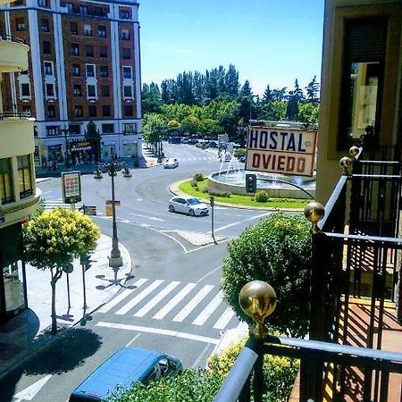Готель Hostal Oviedo Леон Екстер'єр фото